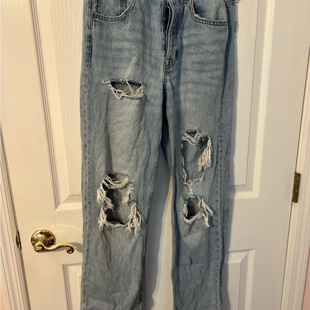Aeropostale Ripped Boyfriend Jeans in Light Blue